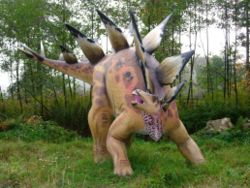 Model Stegosaurus, Bałtów Jurassic Park, Poland.