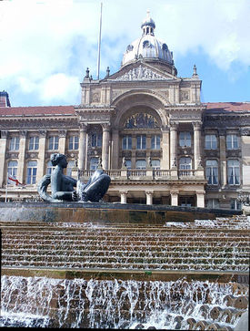 City of Birmingham Council House, with Dhruva Mistry's sculpture, 'The River', in the foreground (commonly known as 'the floozie in the jacuzzi').