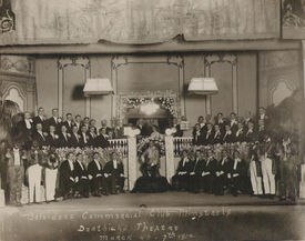 Many later minstrel troupes, such as this one in 1910, tried to project an image of refinement. Note that only the endmen are in blackface.