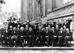 Photograph of the fifth conference in 1927.