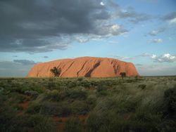 Uluṟu in the evening